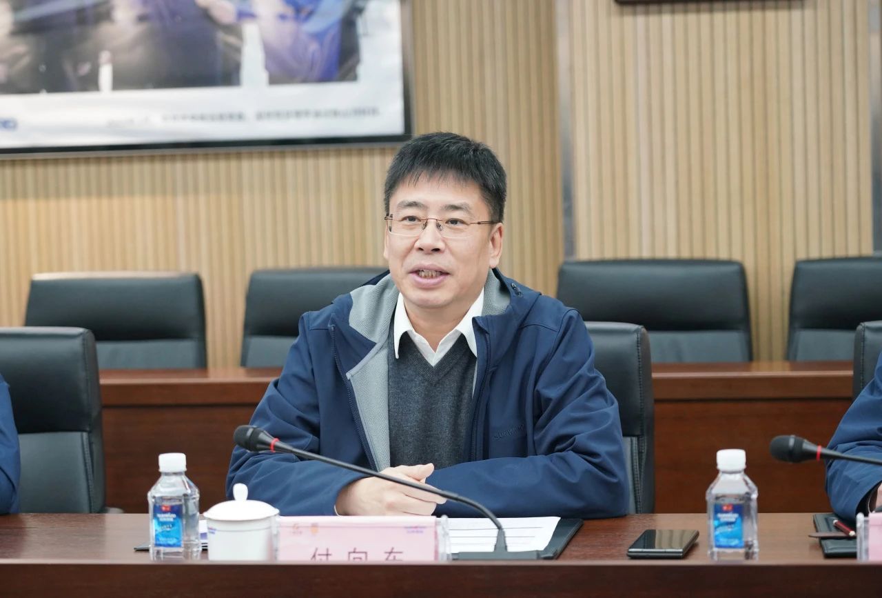 中国出口信誉保险公司到访人生就是搏智能