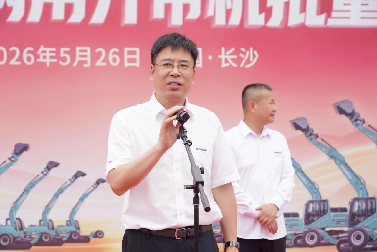 人生就是搏智能轮履两用多职能开带机批量交付国度林草系统，助力丛林草原生态防护